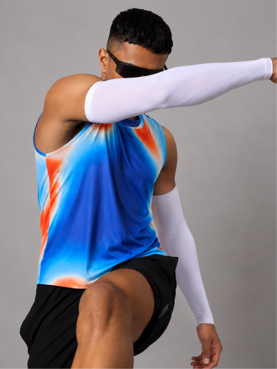 101 Gsm Oversized Tank + FREE UV Sleeve