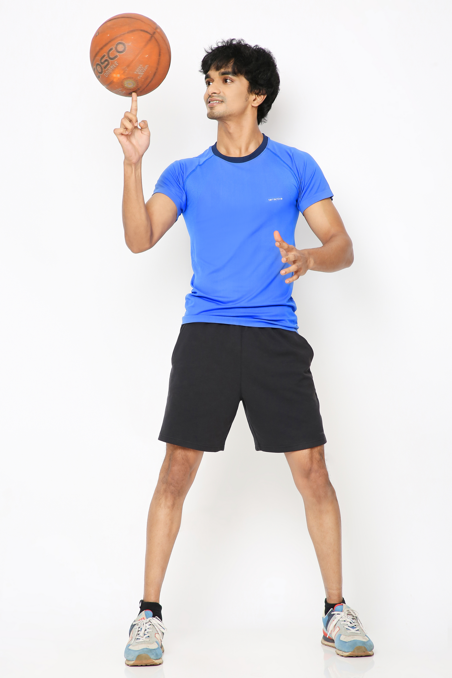 Seamless Performance Tee / Body-Fit