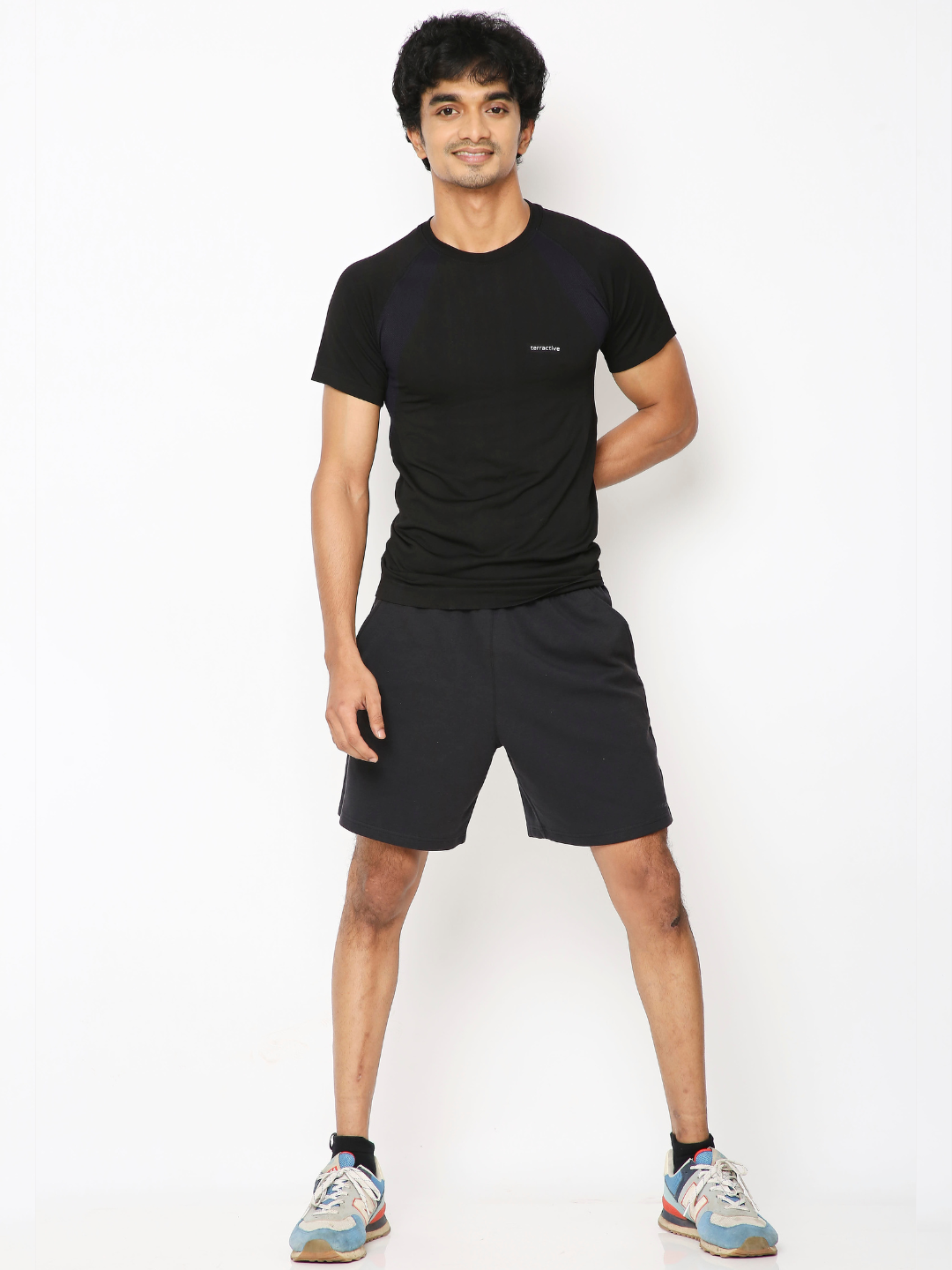 Seamless Performance Tee / Body-Fit