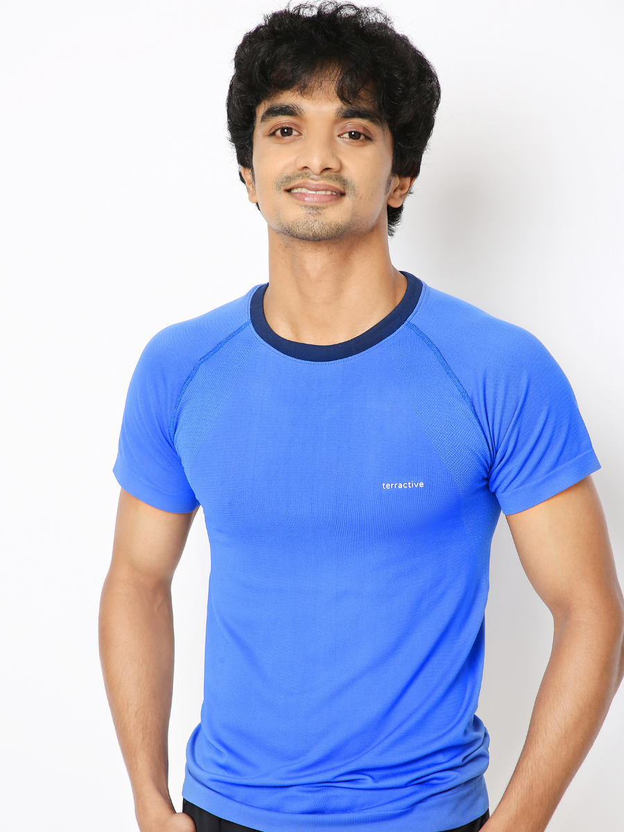 Seamless Performance Tee / Body-Fit