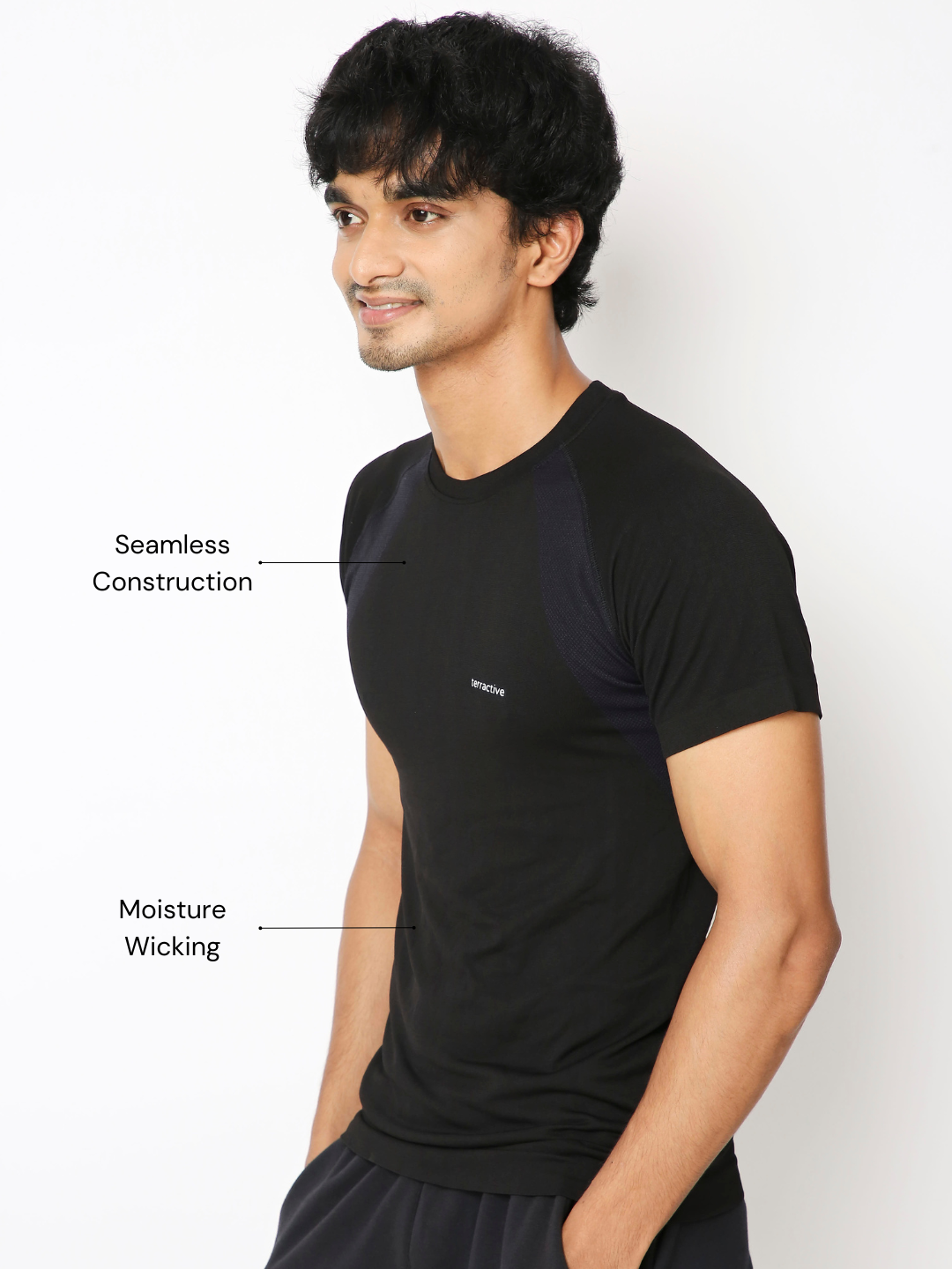 Seamless Performance Tee / Body-Fit