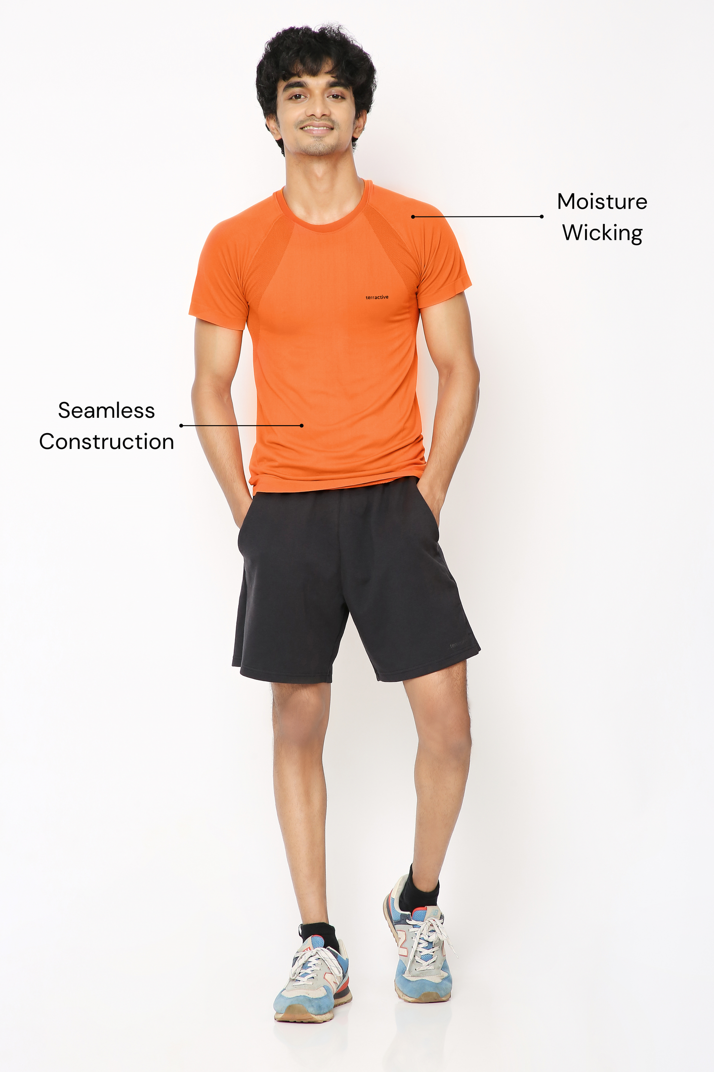 Seamless Performance Tee / Body-Fit