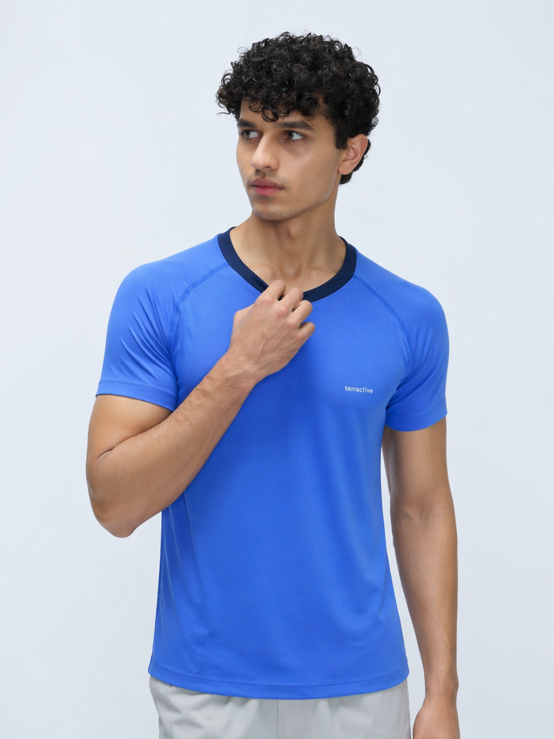 Seamless Performance Tee / Body-Fit