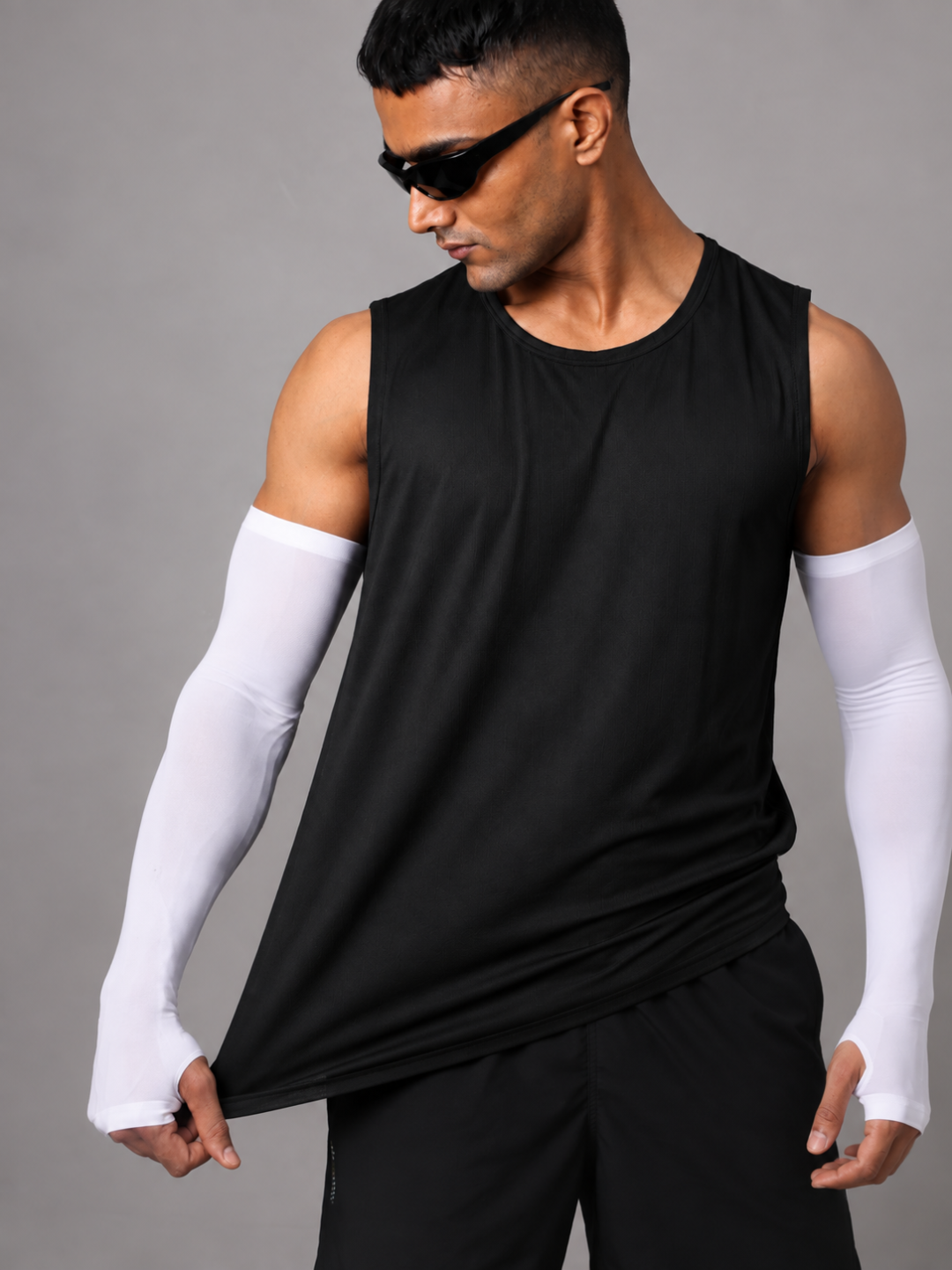 101 Gsm Oversized Tank + FREE UV Sleeve